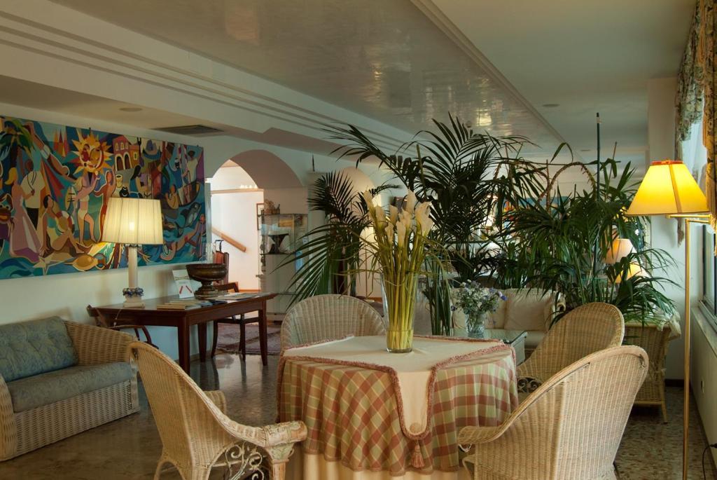 קאורלה Hotel Panoramic מראה חיצוני תמונה